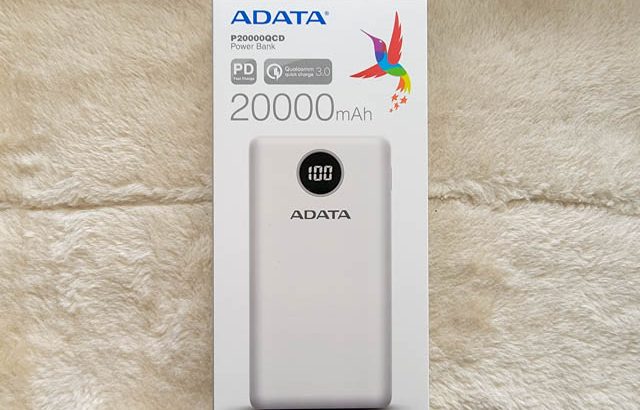 ADATAの20,000mAhモバイルバッテリー